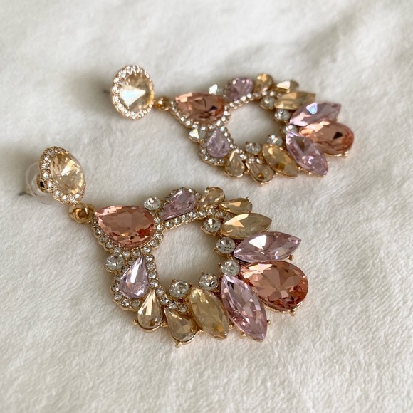 Gold Pink Chandelier Multi Color Crystal Rhinestone Statement Drop Earrings NWT - Picture 4 of 7
